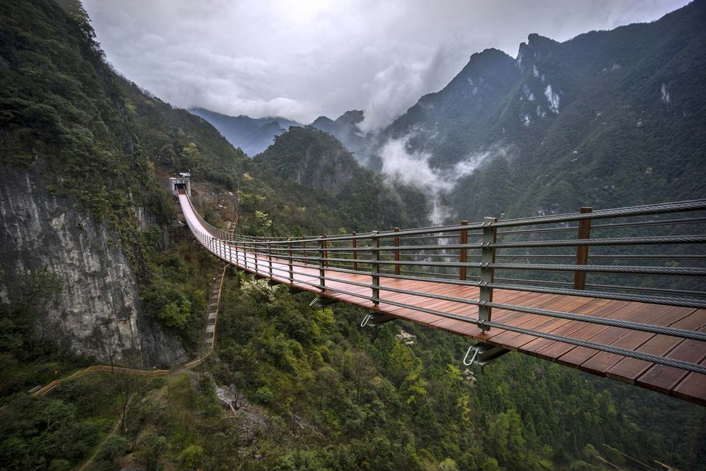 Cities Along the Yangtze Fuling and Fengdu